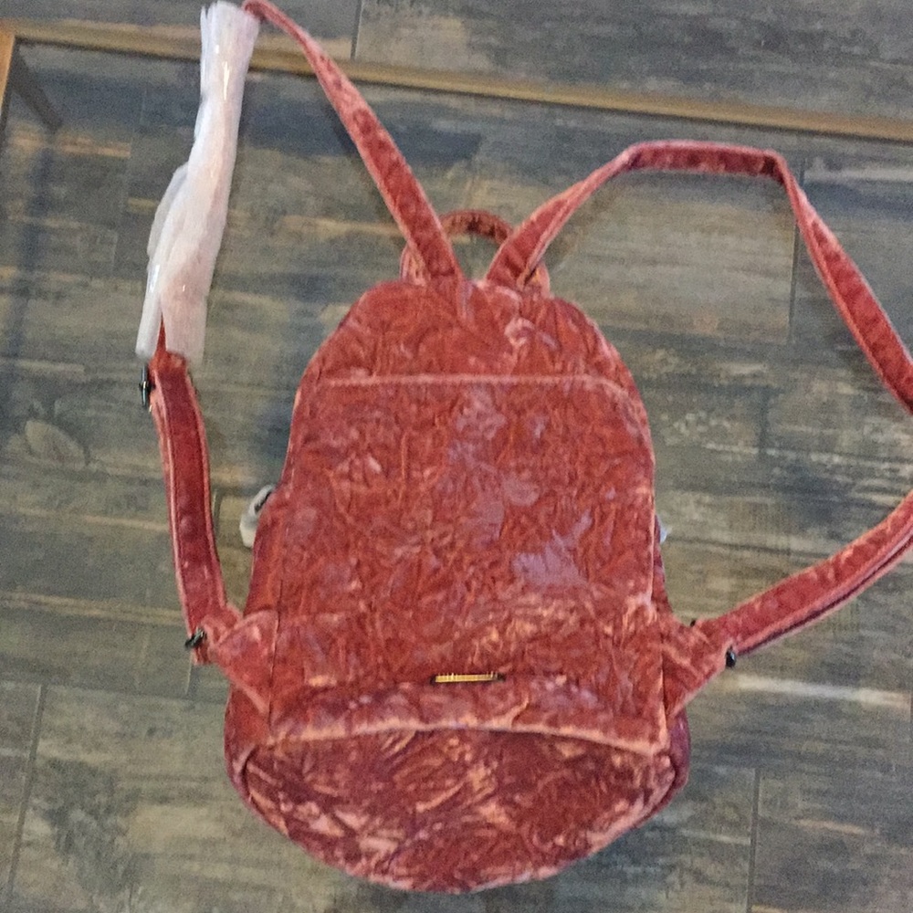 Rebecca Minkoff Julian Crossbody/Convertible Bkpk - Picture 7 of 8